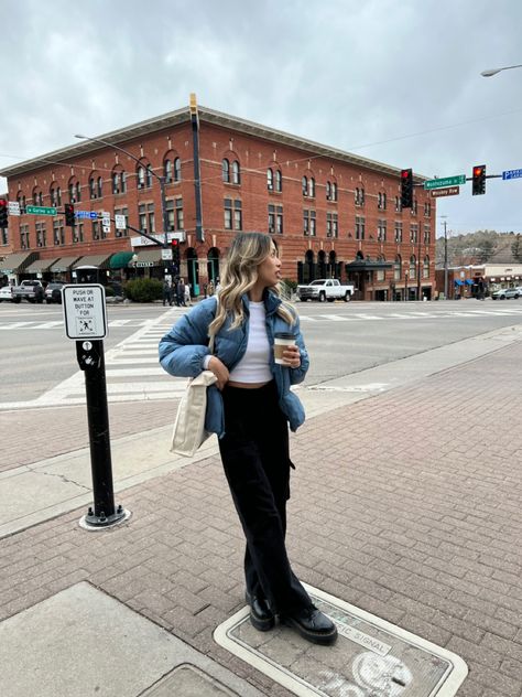 Blue Puff Jacket Outfit, Blue Puffy Jacket Outfit, Blue Puffer Coat Outfit, Blue Fleece Jacket Outfit, Blue Jacket Outfit Women, Light Blue Puffer Jacket Outfit, Big Puffer Jacket Outfit, Navy Puffer Jacket Outfit, Navy Blue Puffer Jacket Outfit