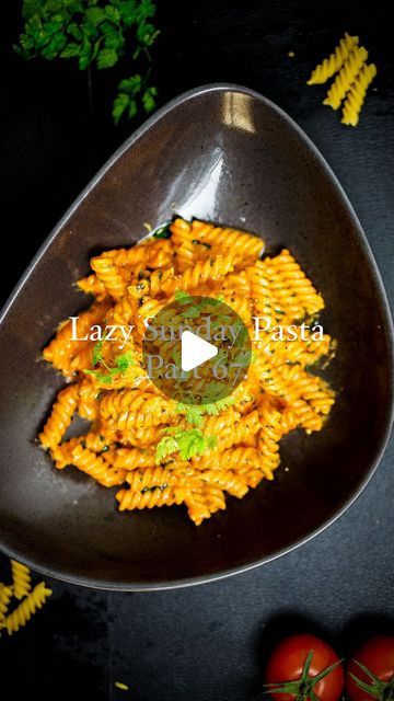 Matthis Nowak - VEGETARIAN , VEGAN , EASY on Instagram: "‼️Lazy Sunday Pasta part. 67‼️

Ingredients for 2 portions:

- 190g pasta 
- 1tbsp olive oil 🫒 
- 1tbsp seasoning 🧂 (Salt, pepper, chilli flakes, paprika powder, oregano)
- 2tbsp tomato paste 🍅 
- 120ml cream 🥛 
- 20g butter 🧈 

1. start cooking the pasta in salted water 
2. Heat up all the other ingredients like shown in the video and bring it to a boil for 2-3 minutes 
3. Add the cooked pasta

That's already it.
Have a nice day 🙋🏽‍♂️
Matt

#pasta #lazy #lazysunday #pastarecipe #pastasauce #easyrecipe #easyrecipes #vegetarian #homecooking #delicious #tomato #tomatopaste #cream #seasoning #easycooking #easymeals #lazysundaypasta" Lazy Pasta Recipes, Sunday Pasta, Cooked Pasta, Seasoning Salt, Seasoned Salt, Chilli Flakes, Lazy Sunday, Pasta Sauce, Tomato Paste