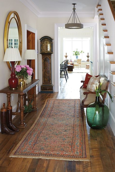 Dramatic Table, Southern Living Idea House, Foyer Lighting Fixtures, Bunny Williams, Southern Living Homes, Foyer Decorating, Entry Hallway, Charlottesville Va, Entry Hall