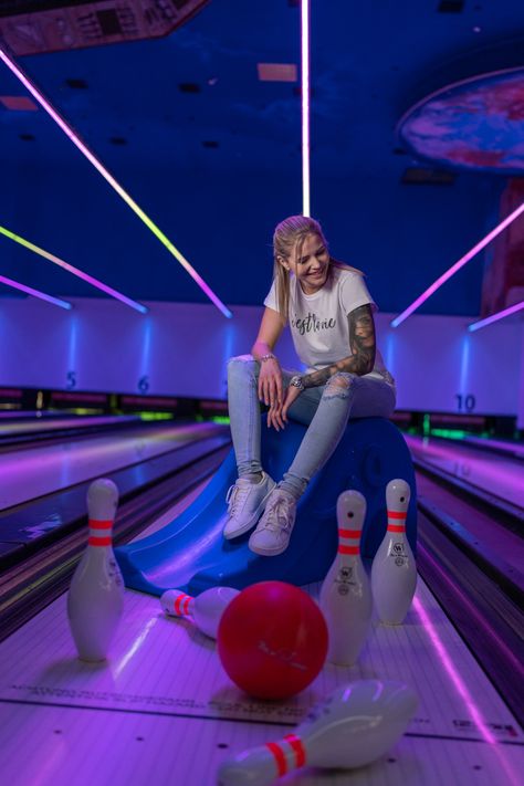 Bowling Pictures, Bowling Toys, Senior Night Posters, Senior Year Fun, Bowling Tips, Senior Photoshoot Poses, Guy Bourdin, Bowling Balls, Bowling Shoes