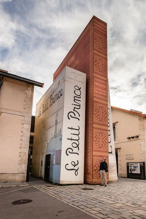 Gigantic Books At The Entrance Of A Public Library In France Aix En Provence France, France Photos, Bohol, Provence France, Oh The Places Youll Go, Adventure Awaits, Travel Dreams, Wonders Of The World, Bookstore