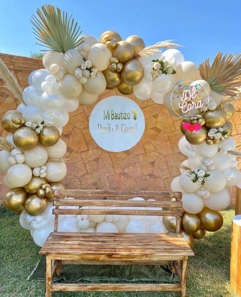 Girl Bautizo Ideas Decoration, Bautismo Ideas Decoration, Bautizo Ideas Boy Decoration, Ideas Para Primera Comunion, Setup Ideas Desk, Bautizo Backdrop, First Communion Party Ideas, Baloon Garland, Godmother Gifts Baptisms