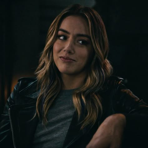 Dystopian Woman, Daisy Johnson Marvel, Brooke Thompson, Patrick Flueger, Story Book Characters, Marvel Females, Chris Mason, Avengers Family, Daisy Johnson Quake