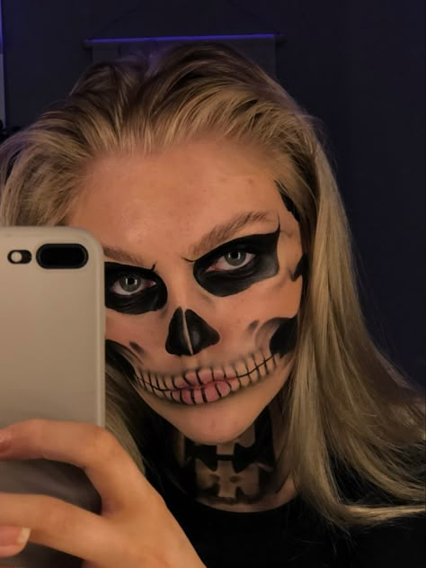 Tate Langdon Makeup, Easy Skeleton Makeup, Skeleton Face Makeup, Skull Face Makeup, Halloween Skeleton Makeup, Skull Makeup Tutorial, Holloween Makeup, Vampire Bride, Skeleton Halloween Costume