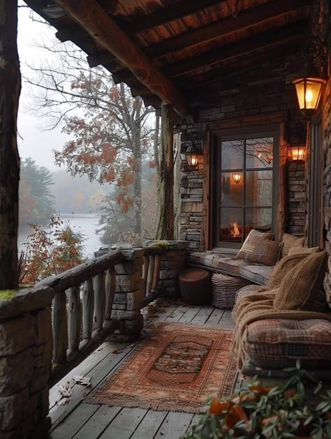 Cabins In The Woods Interior, Cozy Porches, Extreme Homes, Themed Airbnb, Cafe Design Inspiration, Rustic Front Porch, Cabin Style Homes, Exterior Door Designs, Summit Homes