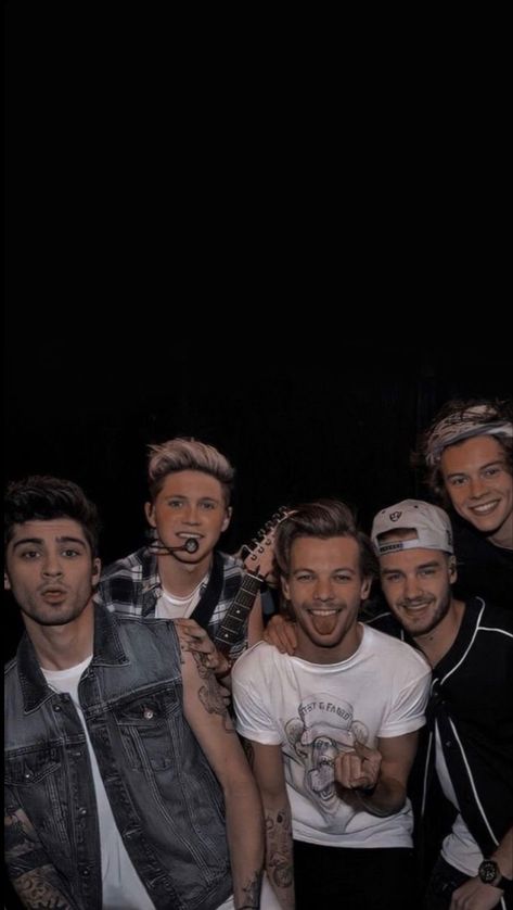 1 Direction Wallpapers, One Direction Aesthetic Wallpaper, Wallpaper One Direction, One Direction Photoshoot, One Direction Collage, One Direction Lockscreen, One Direction Music, Gambar One Direction, One Direction Images