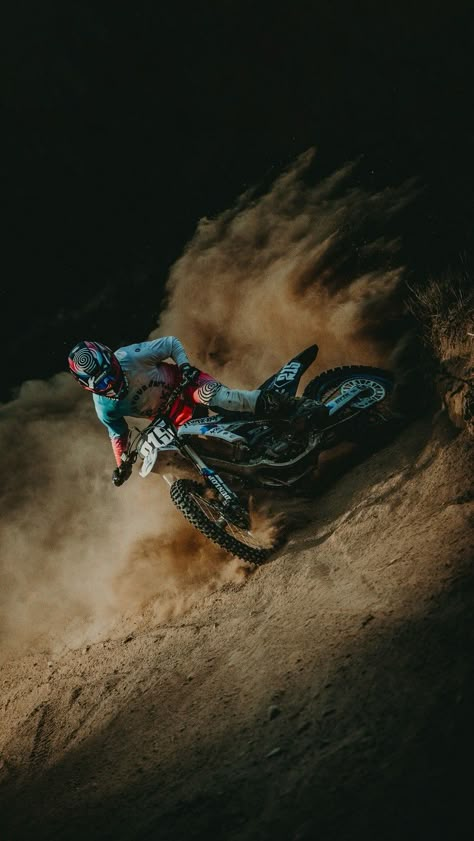 Motocross Equipment, Kawasaki Dirt Bikes, Ktm Dirt Bikes, Motocross Action, Race Photography, Motocross Love, Cool Dirt Bikes, Image Moto, Motorcross Bike