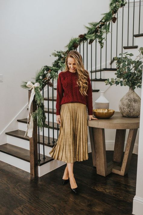 dress up for a holiday party with this beautiful gold pleated skirt from walmart! Gold Pleated Skirt Outfit, Gold Skirt Outfit, Simple Christmas Outfits, Holiday Party Outfit Work, Plated Skirt, Office Party Outfits, Christmas Choir, Gold Pleated Skirt, Casual Holiday Outfits