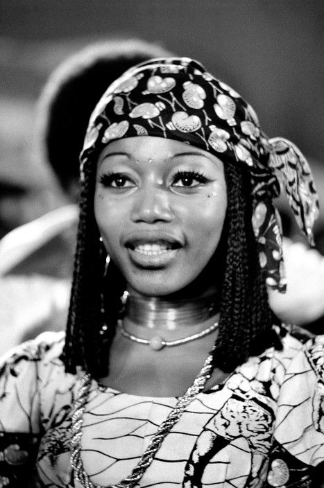 ZAIRE. Kinshasa. ALI-FOREMAN Boxing Fight. A Zairian female spectator in a dress emblazoned with an image of ALI. 1974. © A. Abbas Zaire Congo, Congolese Women, Congolese Culture, Jah Rastafari, I Love Being Black, Black Entertainment, African People, Black Celebrities, Cool Fits