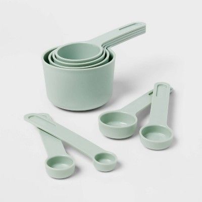 Measuring cup #cooking #baking #kitchen #kitchenessentials Green Kitchen Utensils, Gadgets Aesthetic, Mint Green Rooms, Mint Green Kitchen, Kitchen Measuring Tools, Mint Kitchen, Beauty Room Vanity, Mha Dr, Little Cabin In The Woods