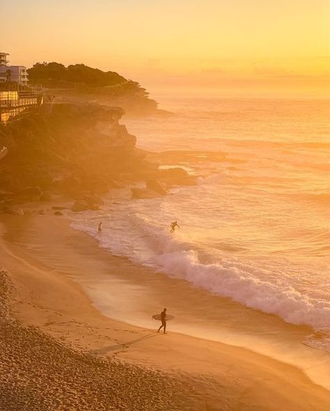 Surf Aesthetic, Golden Coast, Volcanic Eruption, Into The Wild, Summer Feeling, Summer Dream, Tonga, Pretty Places, Australia Travel