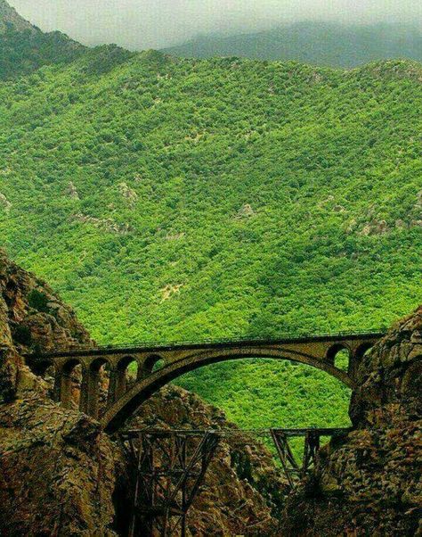 Varsak Bridge in Iran Iran Tourism, Visit Iran, Iran Culture, Iran Pictures, Iranian Architecture, Persian Architecture, Iran Travel, Luxor Egypt, Exotic Places