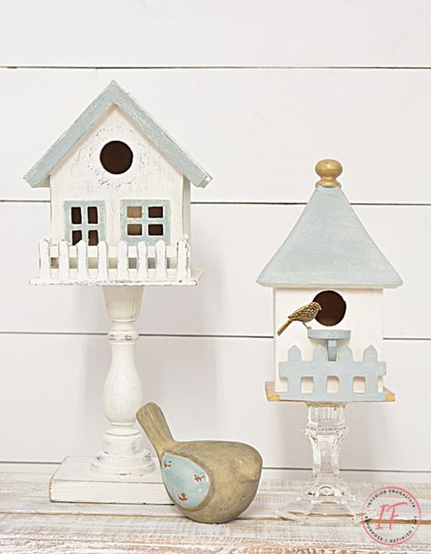 Interior Frugalista Industrial Diy Decoration Ideas, Shabby Chic Birdhouse, Birdhouse Decor, Painted Birdhouses, Birdhouse Craft, Upcycled Projects, Bird Houses Painted, Summer Mantle Decor, Spring Craft