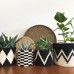 Laundry Basket Pattern, Crochet Laundry Basket, Macrame Basket, Basket Wall Art, Knitting Patterns Free Blanket, African Crafts, Basket Crafts, Basket Wall, Crochet Plant