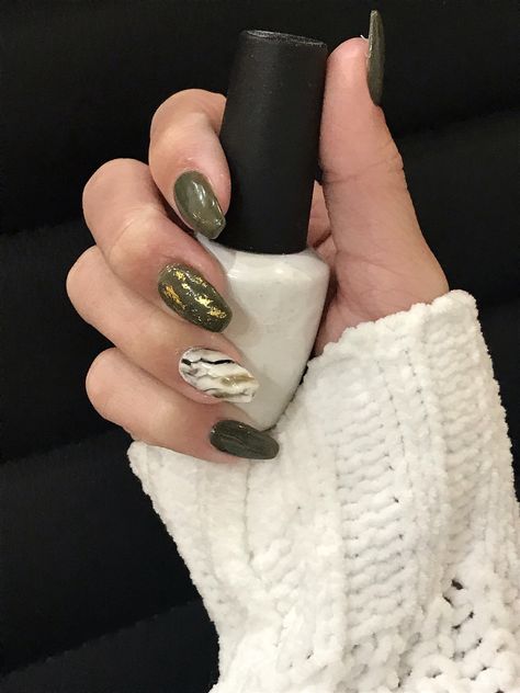 Green Brown Nails, Green Marble Nails, Nail Art Green, Lips Nails, Engagement Nails, Makeup Hacks Beauty Secrets, Green Nail Designs, Cute Nails For Fall, New Nail Polish