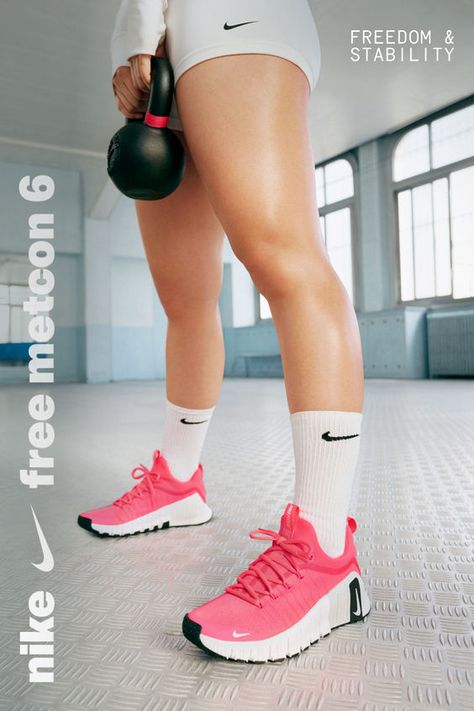 The new Women’s Nike Free Metcon 6 in stunning colors is here. Shop now. Nike Free Metcon, Nike Shoes Women Fashion, Womens Workout Shoes, Awkward Family Photos, The Pigeon, Gym Fits, Nike Metcon, Diy Clothes Life Hacks, Nike Sneakers Women