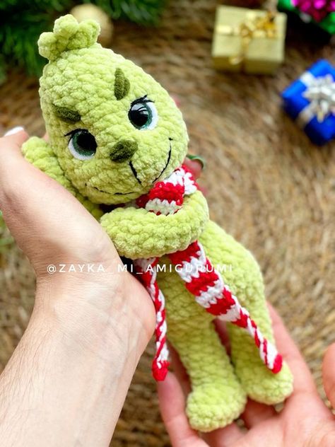 Crochet Pattern PDF Amigurumi The christmas thief Grinch plush / Crochet green villain / Grinch crochet pattern / Amigurumi Christmas DIY crochet toys #diycrochettoys #crochet #crochettoy #crochettoys 3.192 Grinch Plushie Crochet Pattern, Grinch Plush, Grinch Baby, Plush Crochet Pattern, Crochet Green, Baby Grinch, Plush Crochet, Confection Au Crochet, Crochet Business