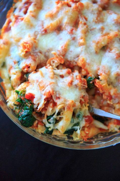 Spinach Baked Ziti, Meatless Casseroles, Baked Ziti With Spinach, Meatless Pasta, Spinach Bake, Ziti Recipe, Yummy Pasta, Ziti Pasta, Ziti Recipes