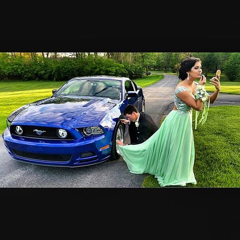 Prom Car, Funny Prom, Prom Photography Poses, Hoco Pics, Find A Partner, Prom Pictures Couples, Prom Goals, Prom Picture Poses, Homecoming Pictures