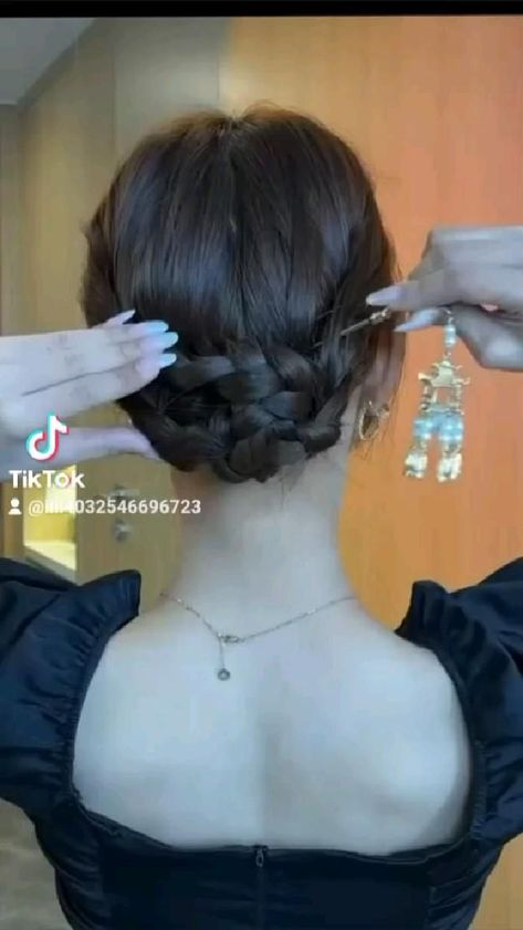 Braided Ideas, Easy Hairstyles For Thick Hair, Hair Style Korea, Easy Hair Updos, Hair Tips Video, Hair Done, Peinados Fáciles Para Cabello Corto, Hair Tutorials For Medium Hair, Hair Stylies