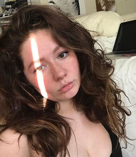 freckle face☀️ Emma Rose Kenney, Emma Kenney, Shameless Characters, Freckle Face, Mary Jane Watson, Emma Rose, Jan 17, Look Alike, Celebrity Crush