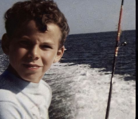 Menendez Brothers Baby Pictures, Lyle Menendez Baby Pictures, Erik And Lyle Menendez Baby, Erik Menendez Wedding, Erik And Lyle Menendez Rare, Erik Menendez Rare, Menendez Brothers Childhood, Erik Menendez Baby Pictures, Serial Friends