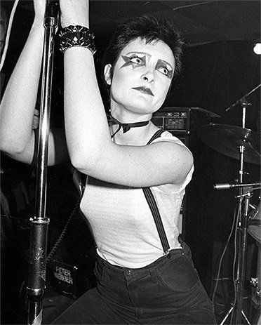 Siouxsie Sioux 80s, Post Punk Fashion, Female Artists Music, Ska Punk, Siouxsie Sioux, Goth Bands, Goth Music, Punk Makeup, Punk Poster