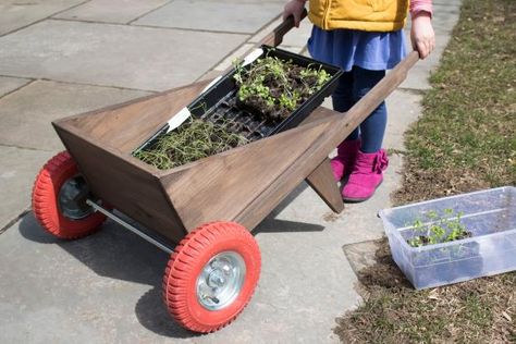 How to Build a Kid's Wheelbarrow Diy Wheelbarrow, Wood Wheelbarrow, Wheelbarrow Planter, Work Van, Garden Wagon, Garage Car, Car Lift, Kids Homemade, Garden Cart