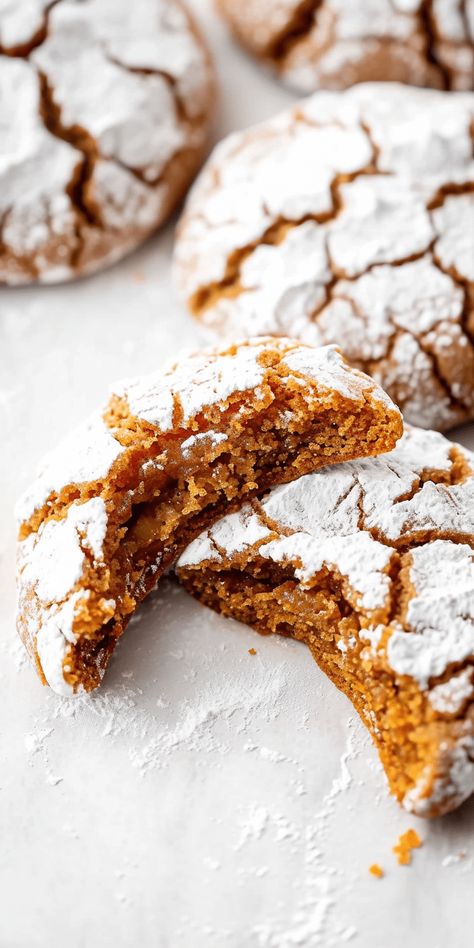 Ginger Sparkle Cookies, Gingerbread Soft Cookies, Ginger Christmas Cookies, Krinkle Christmas Cookies, Gingerbread Crinkles, Gingerbread Cookies Ideas, Spice Crinkle Cookies, Cinnamon Crinkle Cookies, Kringle Cookies