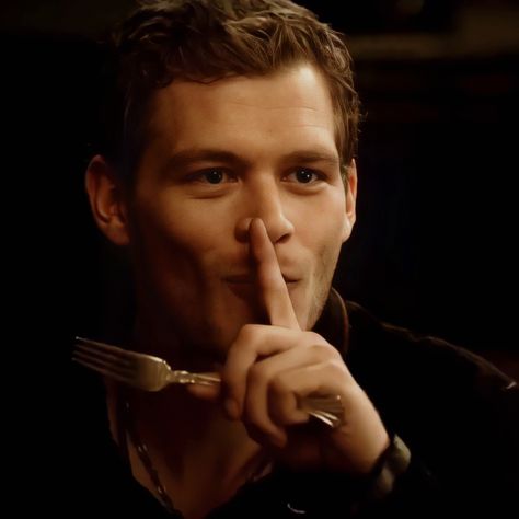 #klaus #tvd Klaus Tvd, Klaus Mikaelson, Books Wattpad, Wattpad, Books