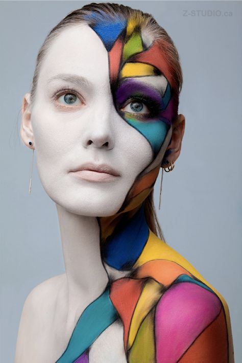 Stained Glass Makeup, Geometric Makeup, Makeup Carnaval, Glass Makeup, Body Painting Festival, Fantasy Make-up, Mannequin Art, Face Paint Makeup, Avant Garde Makeup