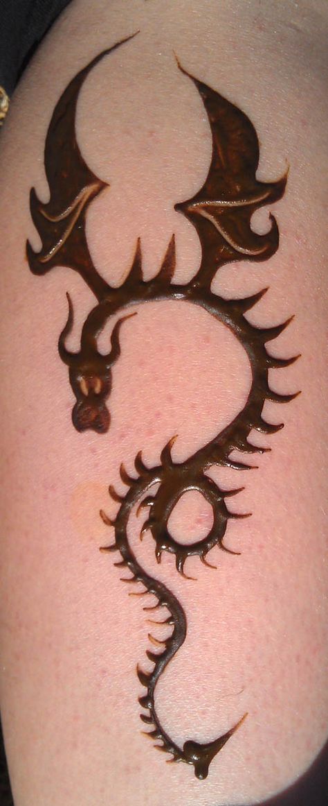 Henna For Boys, Dragon Henna, Henna Animals, Cool Henna, Henne Tattoo, Cute Henna Tattoos, Henna Paint, Henna Drawings, Henna Inspired Tattoos