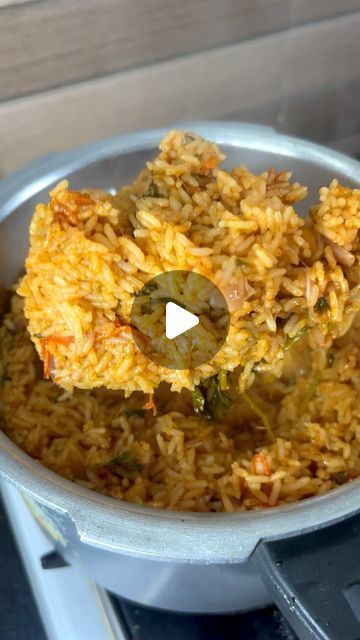 ABs Kitchen on Instagram: "💢💥 quick and tasty Egg Biryani 🤩😋 | Yummy and tasty 😋

Ingredients:

5 egg
Shallots  10 to 15
Garlic 10
Ginger small piece
Green chilli 2
Fennel seed 1/2 tsp

Egg fry:
Oil 
Turmeric powder 
Chilli powder 

Oil And Ghee
Cinnamon sticks 
Cloves 3
Cardamom 2
Onion 2 big one
Tomato 2
One handfull mint and coriander leaves 
Chilli powder 1 tsbp
Garam masala  2 tsp
Coriander powder 1  Tbsp
Cumin powder 1 tsp
3 glass water
Salt 2 tsp 
Rice 1 & 1/2 glass

#reels #biryani #eggbiryani #eggs #muttabiryani #egglover #egg #biryani #biryanilovers #eggrecipe #recipe #recipeshare #quickandeasy #easyyummy" Tomato Rice Recipe, How To Boil Rice, Tomato Rice, Mint Sauce, Biryani Recipe, Coriander Powder, Coriander Leaves, Green Chilli, Garlic Paste