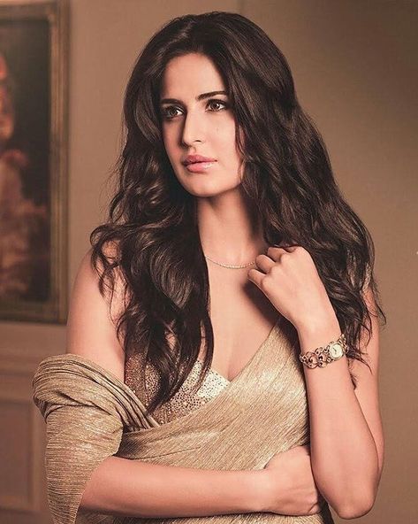 Gujarati Photo, Lehenga Dress, Katrina Kaif Photo, Classy Hairstyles, Beautiful Photoshoot, Katrina Kaif, Bollywood Stars, Bollywood Actress, Cute Hairstyles