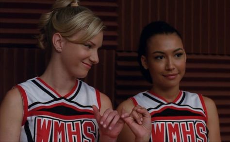 Brittany And Santana, Naya Rivera Glee, Fun Online Quizzes, Santana Lopez, Girl Truths, Heather Morris, Dating Simulator, I Love Cinema, Naya Rivera