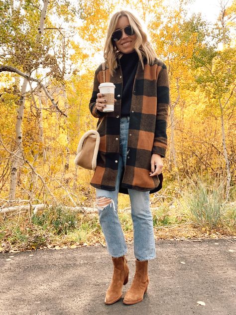 Shacket Outfit Women, Shacket Outfit, Fall Trend, Perfect Fall Outfit, Plaid Shacket, Plaid Outfits, Over 50 Womens Fashion, Plaid Coat, Outfit Inspo Fall