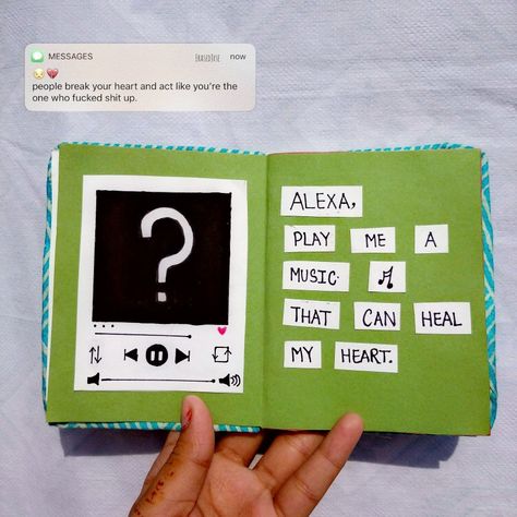 Scrapbook Music Ideas, Music Bullet Journal, Music Journal Ideas, Art Journaling Ideas, Songwriting Journal, Music Diary, Music Scrapbook, Old Book Art, Journal Therapy