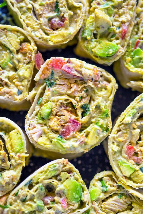 Quick 10 Minute Chicken and Avocado Roll-ups Avocado Roll Ups, Chicken And Avocado, Gimme Delicious, Avocado Roll, Avocado Wrap, Cream Cheese Rolls, Leftover Rotisserie Chicken, Pinwheel Recipes, Make Ahead Lunches