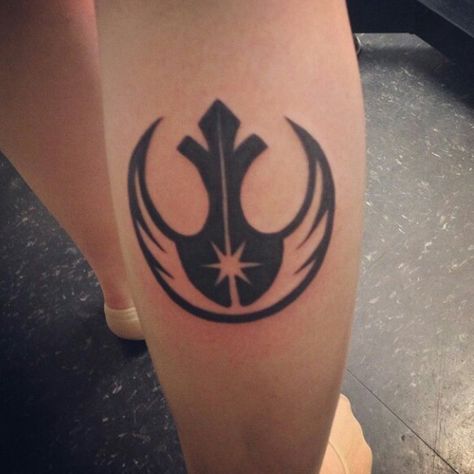 Tattoo Force, Jedi Order Tattoo, Order Tattoo, Nerdy Tattoos, Nerd Tattoo, Star Wars Jewelry, Star Wars Design, Jedi Order, Geniale Tattoos