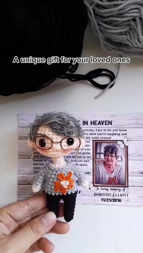 Memorial Crochet Ideas, Crochet Memorial Gift, Crochet Memorial, Loved One In Heaven, Crochet Gift, Custom Crochet, Good Morning Inspirational Quotes, Precious Memories, Custom Portrait