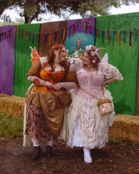 Ren Fairies 🍁✨🌷 #renfaire #rennaissancefaire Ren Faire Fairy Costume, Plus Size Ren Faire, Plus Size Ren Faire Costume, Renfaire Fairy, Ren Faire Fairy, Fantasy Fits, Renn Faire, Ren Faire Outfits, Ren Faire Costume