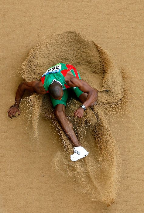 Track Pictures, Triple Jump, Sport Portraits, Track And Field Athlete, Shot Put, Global Village, Pole Vault, Long Jump, Olympic Champion