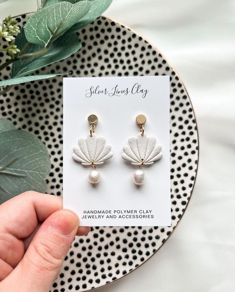 Clay Seashell, Polymer Clay Flower Jewelry, Diy Earrings Polymer Clay, Handmade Clay Jewelry, Seashell Earrings, Polymer Earrings, Polymer Clay Diy, Polymer Clay Jewelry Diy, Ceramic Earring