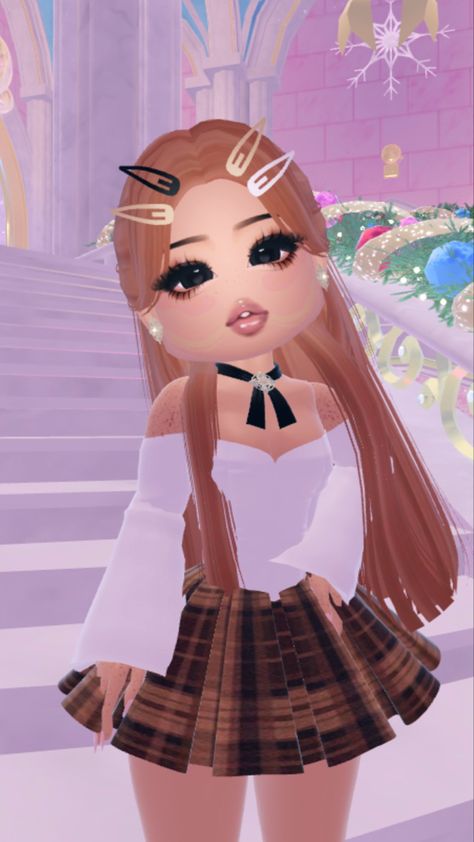 Basic Royale High Outfits, Royale High Outfits Simple, Royale High Sleep Outfit, Royale High Hipster, Pretty Preppy Royale High, Cute Aesthetic Royal High Outfits, Rh Fits, Royale High Starlight Set Outfits, High End Designer Fashion Royale High