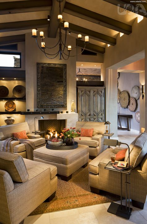 Southwest Living Room, Desert Living Room, Tuscan Living Rooms, Home Ideas Kitchen, Tuscan Interior, Tuscany Decor, Modern Tuscan, Mediterranean Living Room, Home Drawing