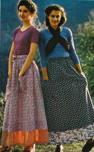 The Vintage Pattern Files: 1970's Sewing - Des robes vite cousues Prairie Fashion, Style Année 70, Vogue Vintage, 60s And 70s Fashion, Girls Dress Sewing Patterns, Prairie Skirt, Seventies Fashion, Prairie Style, Vintage Couture