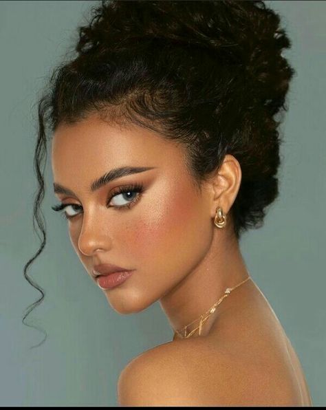 Dewy Makeup Tutorial, Mekap Mata, 20 Makeup, Prom Look, Makeup Secret, Barbie Makeup, Dewy Makeup, Swag Makeup, Smink Inspiration