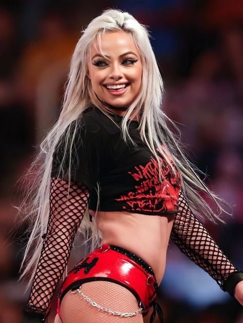 Kawaii, Wwe Outfits, Liv Morgan, Wwe Wallpapers, Wwe Female Wrestlers, Wwe Girls, Vince Mcmahon, Wrestling Divas, Wwe Womens