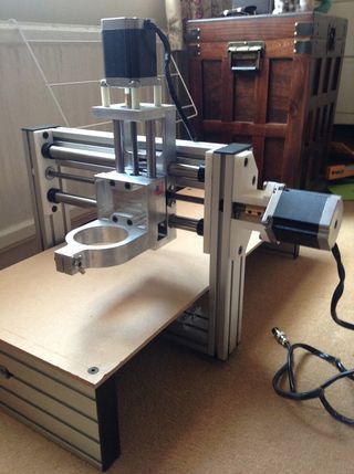 This CNC was created using parts bought though the Kickstarter project www.aquickcnc.com.Here is the Ended Kickstarted Project... 3d Router, Homemade Cnc, Arduino Cnc, Cnc Controller, Diy Cnc Router, 3d Printing Business, Tool Bench, Cnc Woodworking, Routeur Cnc