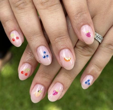 Gel Designs On Natural Nails Short, Almond Fruit Nails, Fruit Nails Aesthetic, Fruit Sticker Nails, Short Fruit Nail Designs, Short Nail Summer Ideas, Simple Fruit Nail Designs, Little Fruit Nails, Tiny Fruit Nails